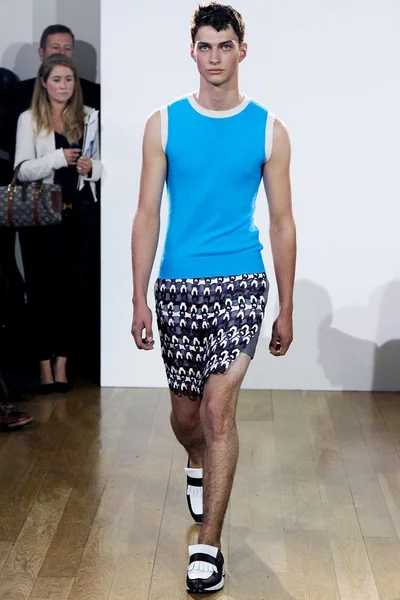 Look 4